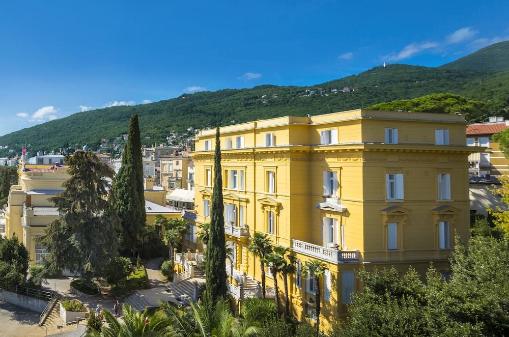 Villa Amalia - Liburnia (Adults Only) Opatija Exteriör bild
