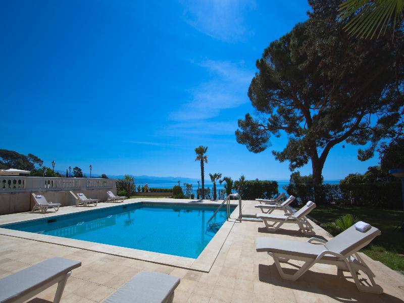 Villa Amalia - Liburnia (Adults Only) Opatija Exteriör bild